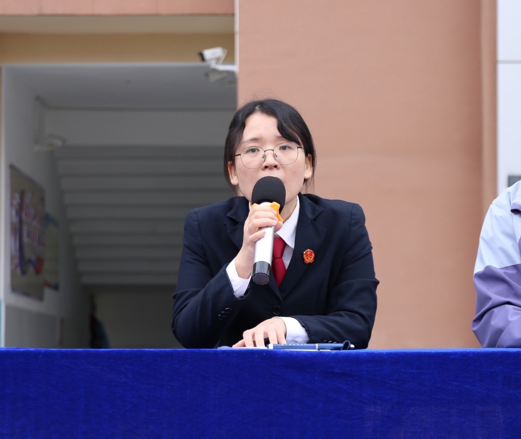 杨静发言.jpg