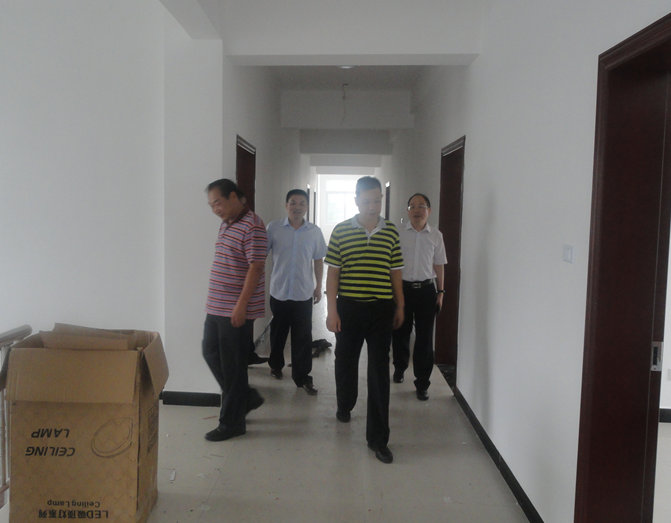 C:\Documents and Settings\Administrator\桌面\荆州中院常务副院长孙惠波莅临公安法院检查指导 “两庭”建设\DSC04820_副本.jpg