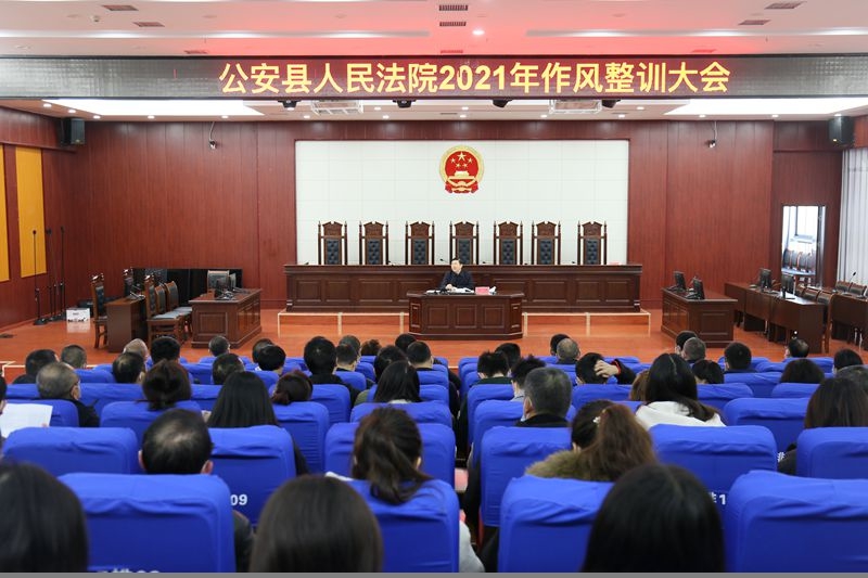 筑牢思想根基.jpg