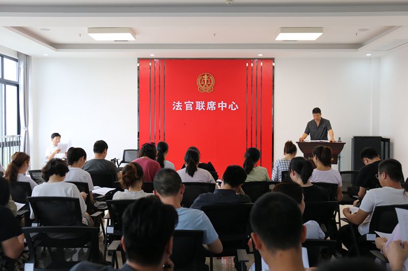 青年课堂开讲.jpg